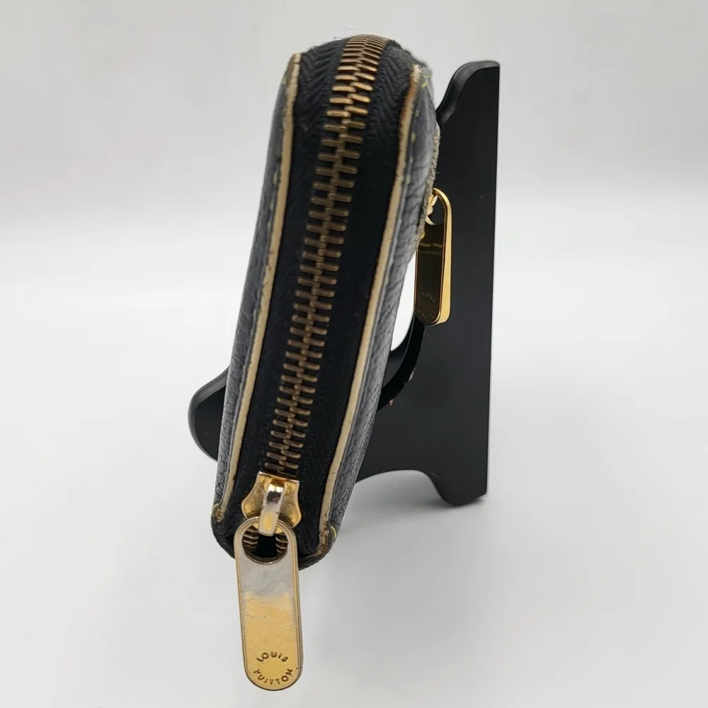 LOUis Vuitton Suhali Leather Zippy Long Wallet..Authentic..